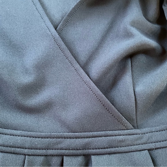 DKNY Dress Faux Wrap Midnight Blue Short Sleeve Size 6 - Picture 7 of 11